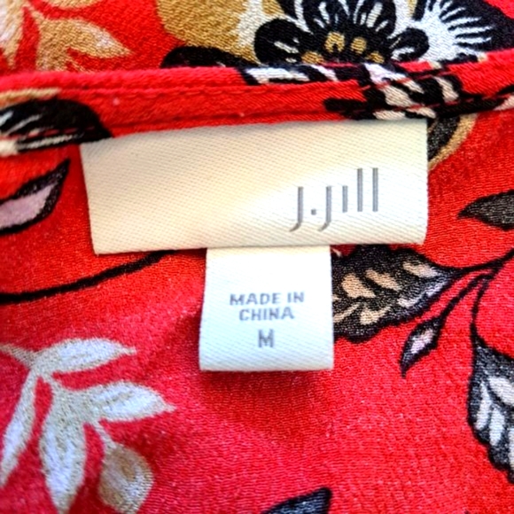 J. Jill Red and Black Floral 3/4 Sleeve Lightweight Blouse Keyhole Size Medium - Picture 6 of 7